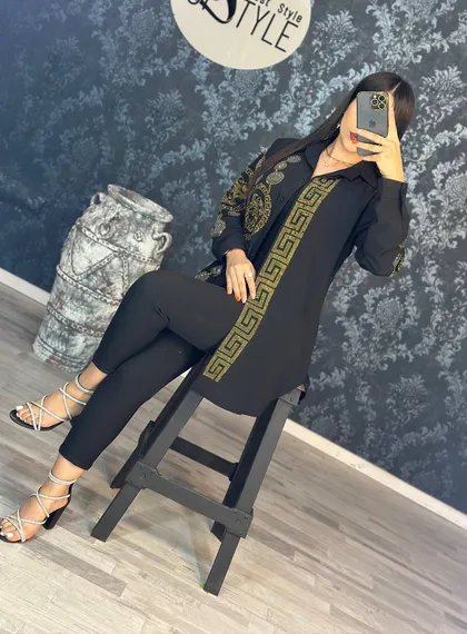 شومیز نگین کار شده کد : 8136
