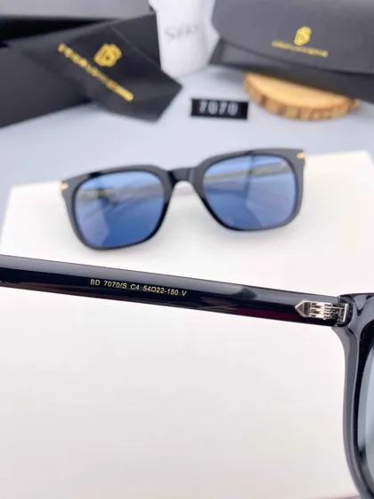 عینک آفتابی برند دیوید بکهام مدل DB7070