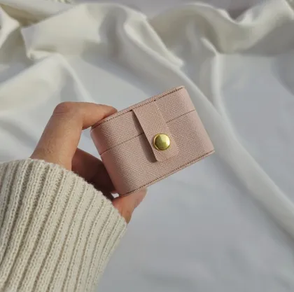 جا انگشتری چرمی