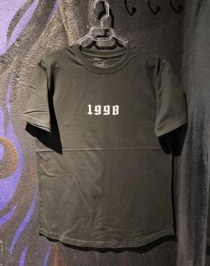 تیشرت طرح 1998