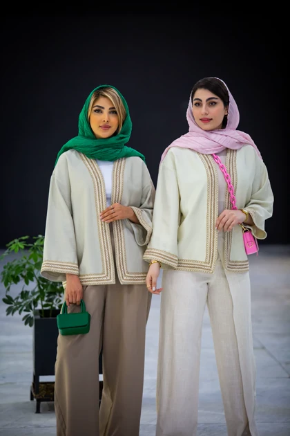 مانتو کرسپو کتی خرجکار کنفی