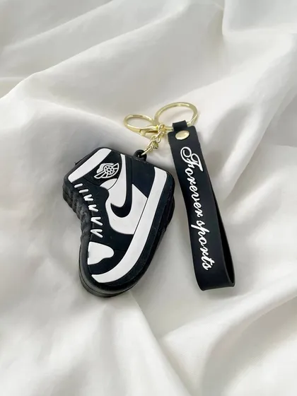 جاکلیدی و کیف سیلیکونی