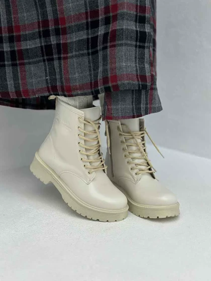 نیم بوت MARTENS