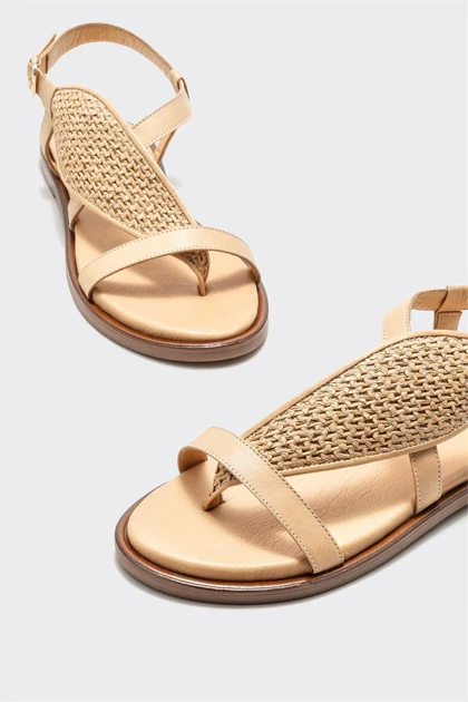 صندل زنانه اله elle