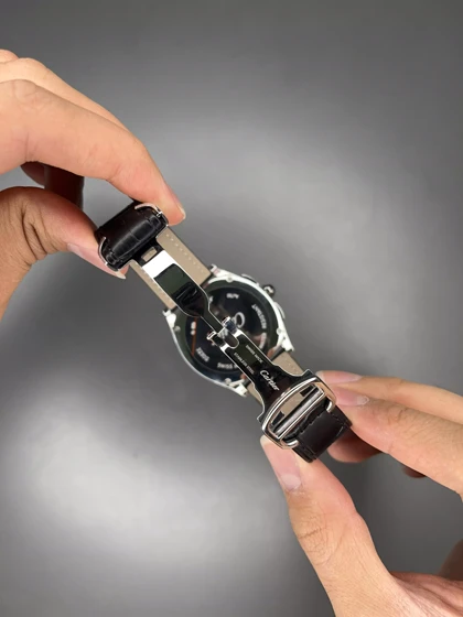 ساعت مچی کارتیه کورنوگراف بند چرمی صفحه مشکی Cartier