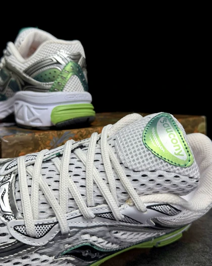 کتانی مردانه ساکونی