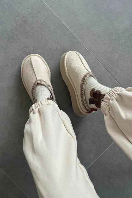 دمپایی خانگی زنانه استراسونس straswans