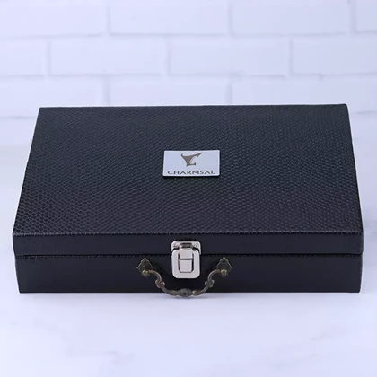 ست چرمی مردانه با کیف کتی و عینک و جاکلیدی چرمسال مشکی 180/1