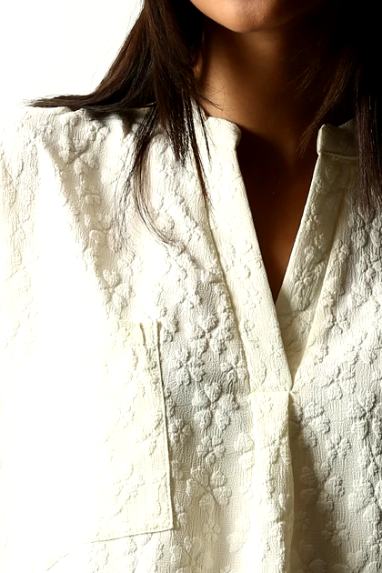 شومیز نیم قاپک پیلی دار زنانه