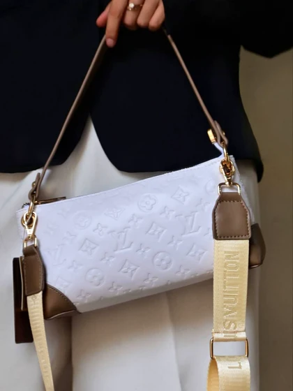 کیف دوشی زنانه بنو مدل ثمین کد BENO 4828