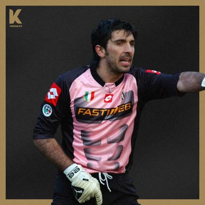 کیت گلری یوونتوس 2003