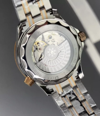 ساعت مچی امگا سیمستر سیلور رزگلد صفحه آبی Omega Seamaster Diver