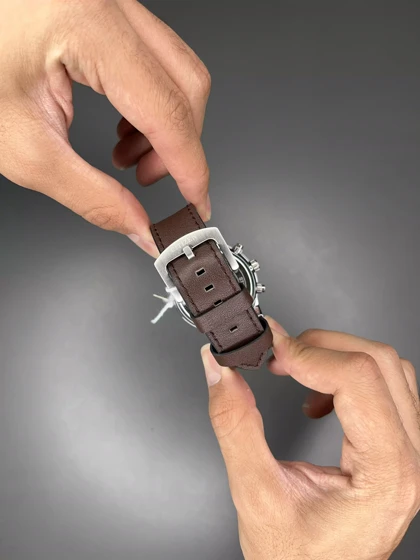 ساعت مچی سیتیزن کورنوگراف بند چرمی قهوه ای Citizen