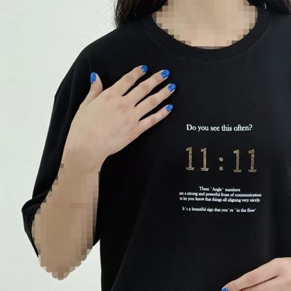 تیشرت زنانه یقه گرد نشانه 11:11 | آی بولک