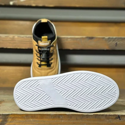 ونس امیری بچگانه