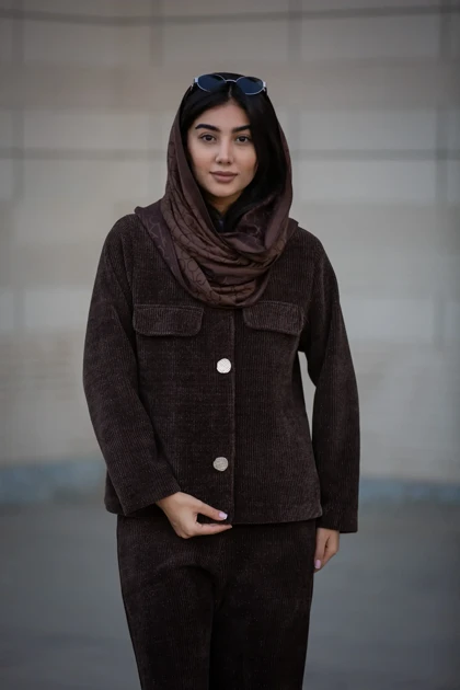 پالتو لمزور بیسکوییتی دکمه نما