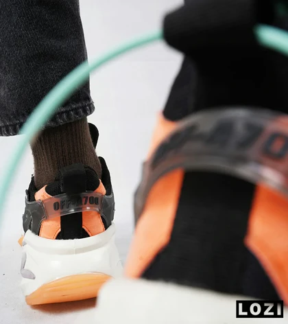 کفش کتانی مردانه مشکی آبی Adidas A700