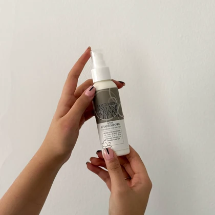 کرم صورت جوانساز و کلاژن‌ساز سزامول مناسب انواع پوست – حجم 100ml