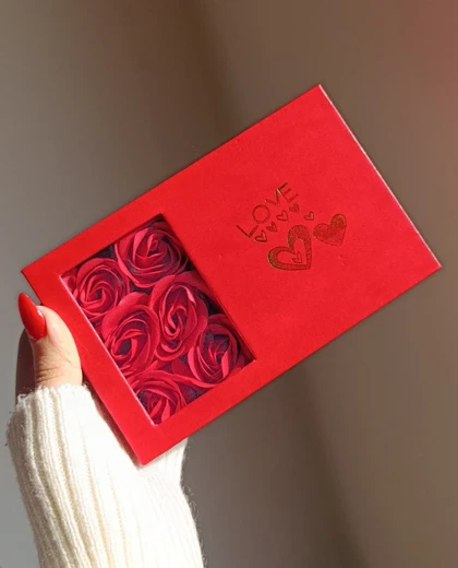 باکس 6 گل قرمز