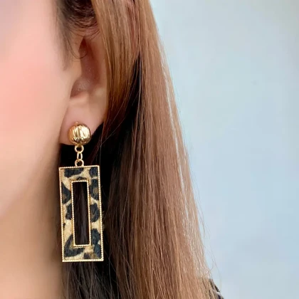 گوشواره پلنگی مستطیلی B39