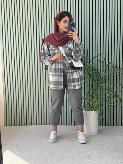 شکت پشمی لی لی