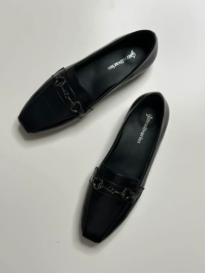 کفش کالج زنانه استرادیواریوس مدلStradivarius-Flat-shoes-FBl33