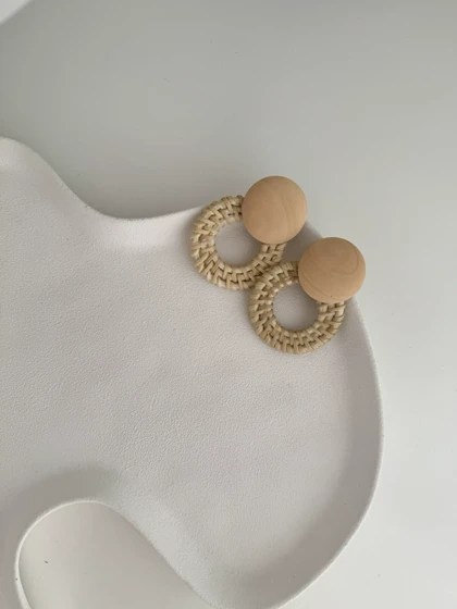 گوشواره حصیری