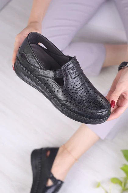 کفش پرسنلی زنانه ساحل