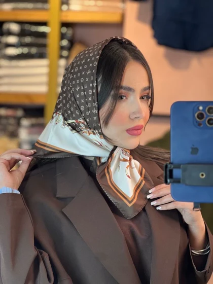 مینی اسکارف ابریشم کالکشن کرم قهوه ای