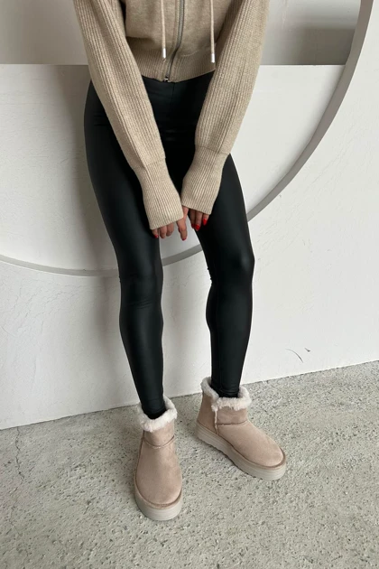 بوت و نیم بوت زنانه استراسونس straswans