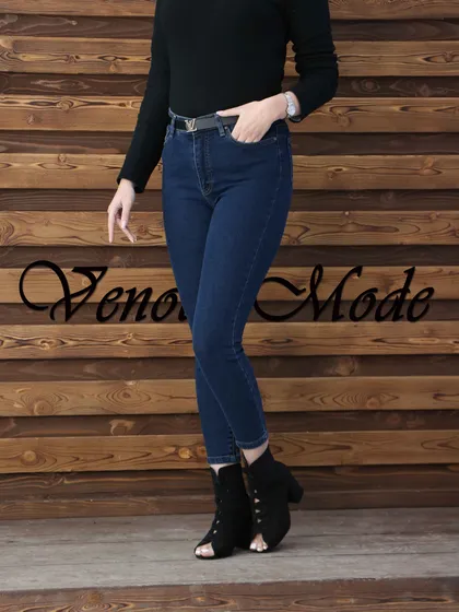 شلوار جین آبی تیره