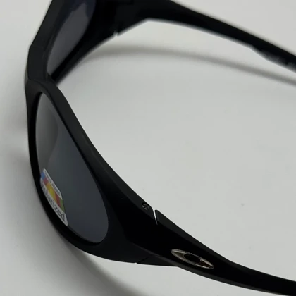 عینک آفتابی پلاریزه اوکلی مدل Oakley Eye Jacket Redux بیضی مشکی