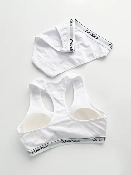 ست نیم‌تنه کاپ‌دار و شورت اسلیپ نخ پنبه کلوین کلاین Calvin Klein