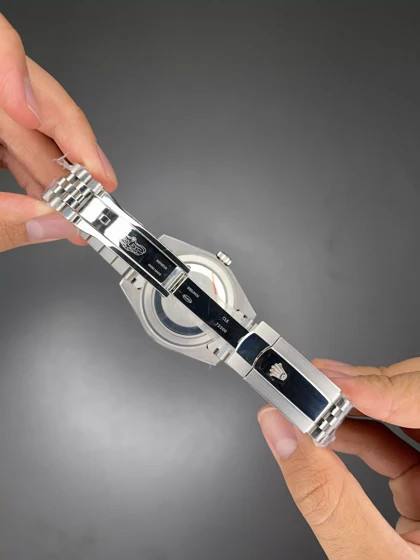 ساعت مچی رولکس اسکای دولر سیلور صفحه مشکی Rolex Dweller