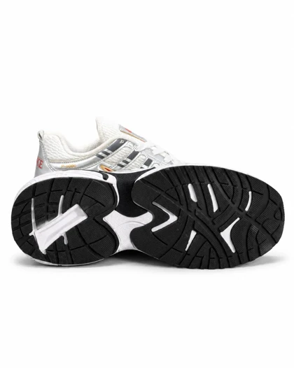 کتانی ست مردانه و زنانه مدل رانینگ نایک P6000 سفید قرمز نقره ای NIKE