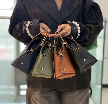 کیف دسته طرح دار دیور