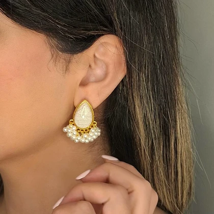 گوشواره طرح مروارید خوشه‌ای و اشکی کد 3849