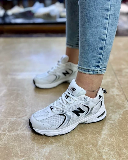 کتانی ورزشی زنانه نیوبالانس مدل 530