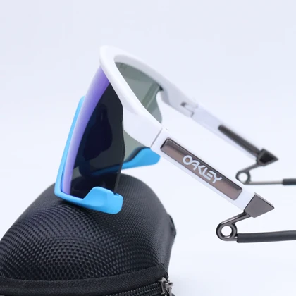 عینک برند OAKLEY کد 181265