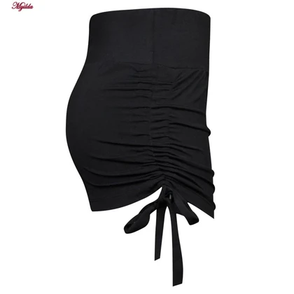 شلوارک ورزشی زنانه بغل گت دار مشکی کد 4704-2052