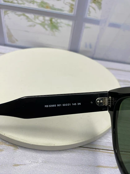 عینک آفتابی ری‌بن RB0298S – طراحی مینیمال با فریم استات و عدسی کریستال UV400