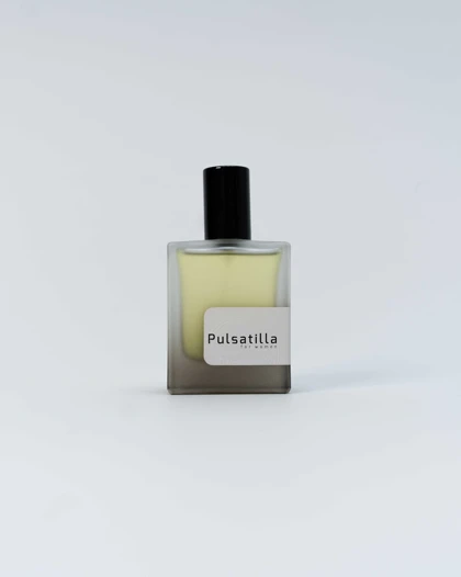 عطر زنانه مدل PULSATILLA برند کلار کالکشن kelar collection