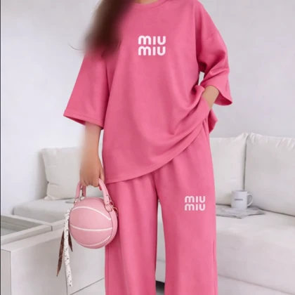 ست تیشرت شلوار miu