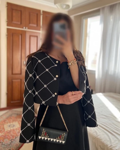 کت یقه‌گرد