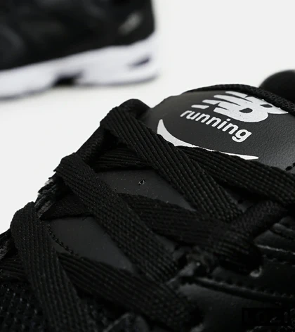 کفش کتانی مردانه و زنانه مشکی NEW BALANCE 530