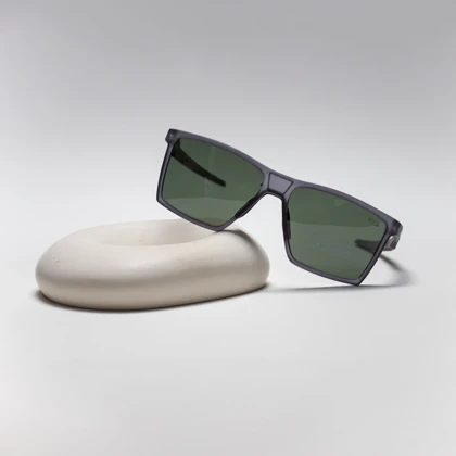 عینک آفتابی اوکلی (Oakley) مدل p1006