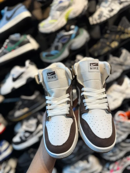 کتانی مردانه جردن ساق‌دار سفید قهوه ای