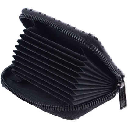 جاکارتی Fendi
