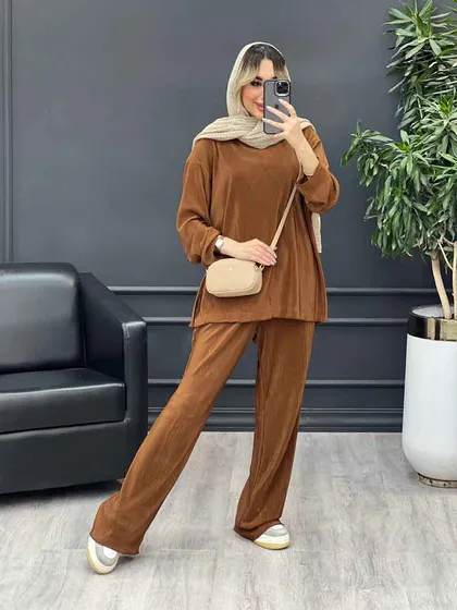 ست بلوز و شلوار پلیسه‌دار