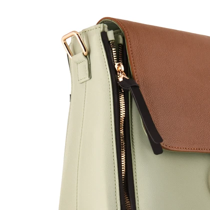 کوله پشتی زنانه چرم رادیس مدل Adriana کد 055-M.MC